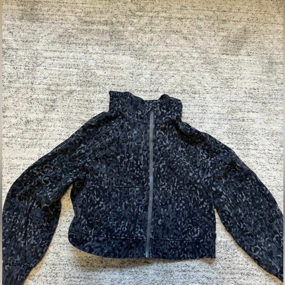 Black Patterned Lululemon Scuba - image 1